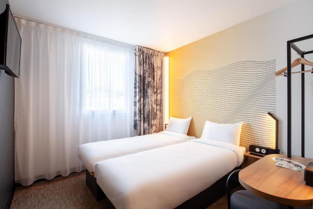 Paris Velizy