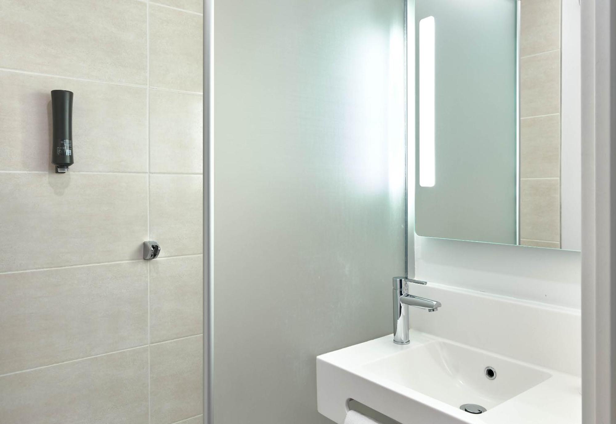 Paris Velizy 3*